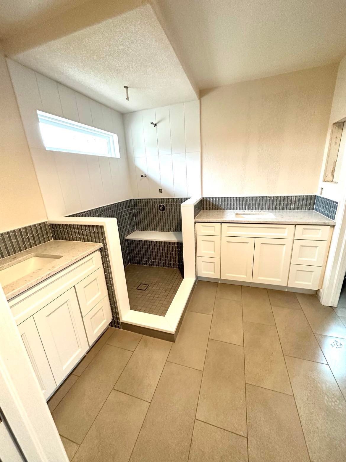 Kitchen tile installation in Denver